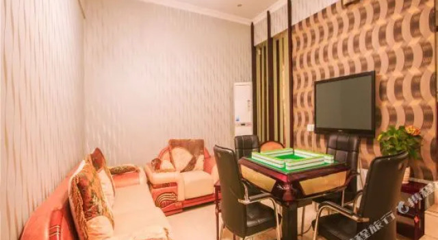 Lijing Business Hotel (Guangyuan High-Speed Railway Station Moer Tiancheng)