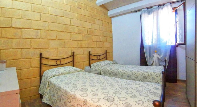 Beautiful Home in Noto With Wifi and 3 Bedrooms, Book Hotel Hotels in Sicily with Parking, Parking