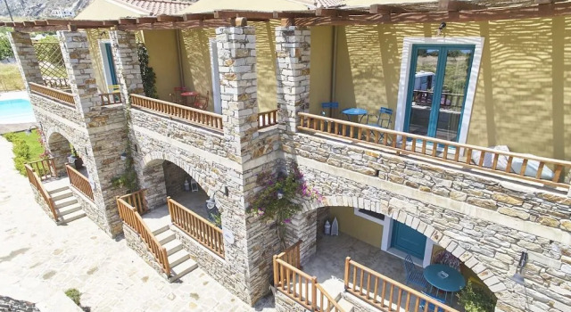 Anemoessa Luxury Villas