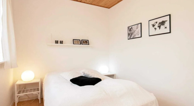6 Person Holiday Home in Millinge, Book Hotel Hotels in Millinge with Parking, Parking
