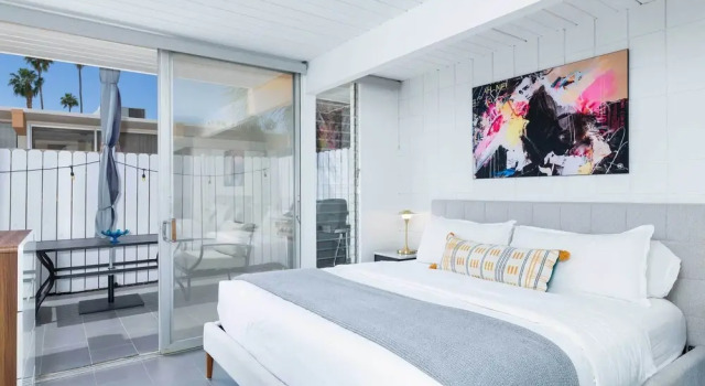 Апартаменты Modern Bungalow in Historic Ocotillo Lodge!
