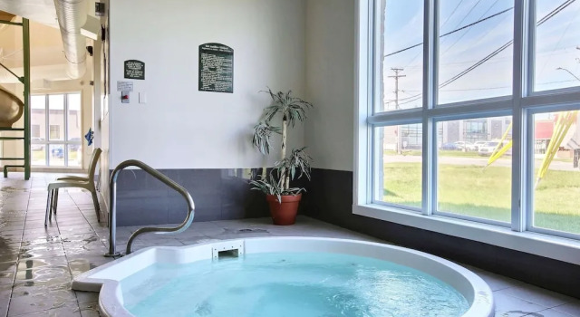 Super 8 Trois-Rivieres