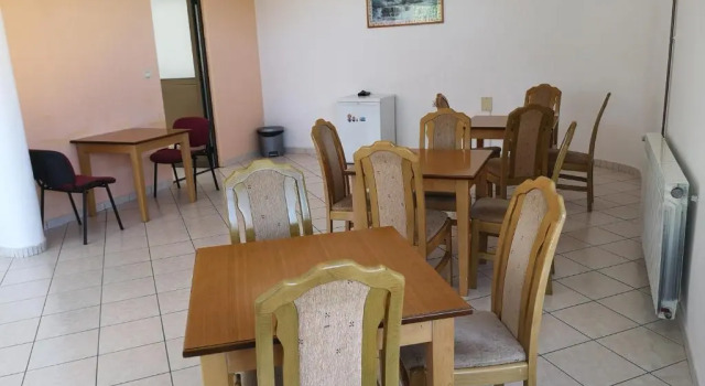 Aleks, Buchen Sie Hotel Loznica 