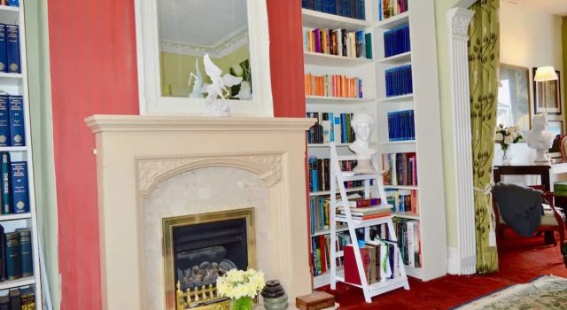 1 Bedroom Terraced House in Bristol, Забронировать Отель Отели Англии 3 звезды, 3*
