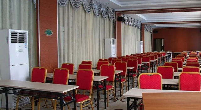 上海陆家嘴和颐酒店, Varaa Hotelli Shanghai Shanghai