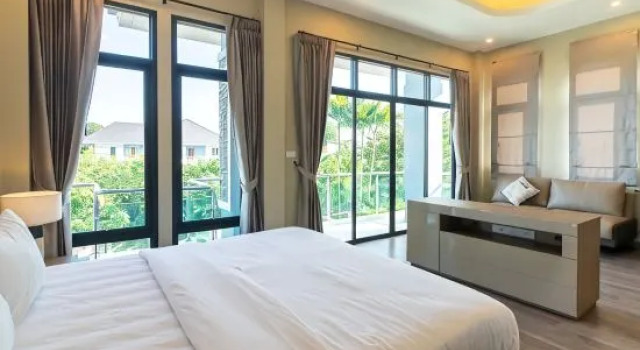 Moonlight Sky Private Pool Villa-Stay Near Airport