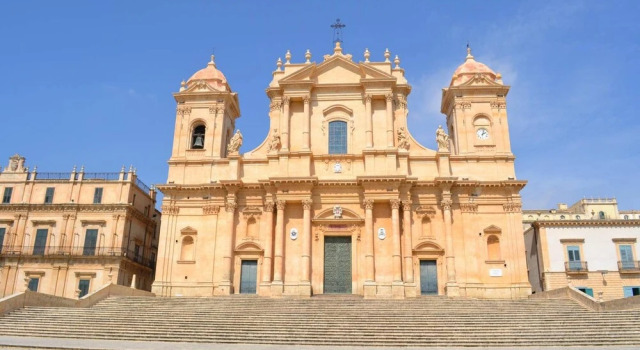 Apartment With 2 Bedrooms In Noto With Balcony And Wifi 7 Km From The Beach, Забронировать Апартаменты/квартира Апартаменты Долины Ното, рядом с Города Валь-ди-Ното в стиле позднего барокко, Апартаменты/квартира