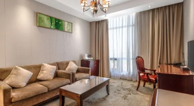 Люкс Nanjing Zhenbao Holiday Hotel
