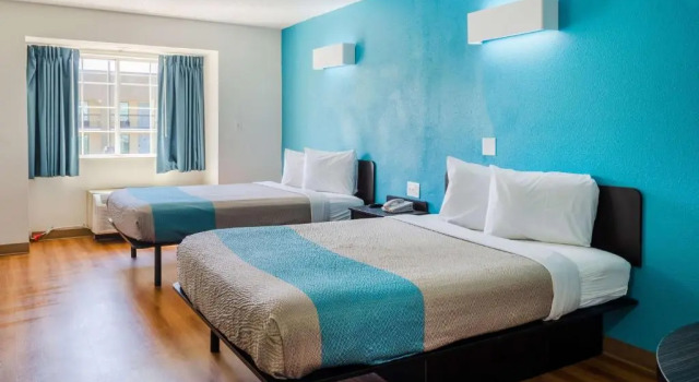 Четырёхместный номер Deluxe Motel 6-Mobile, AL