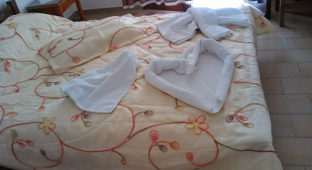 Santa Elena, Prenota Hotel Kamari Paro