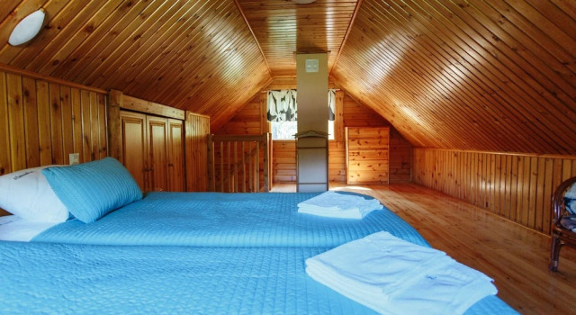 Коттедж с 3 комнатами База Отдыха Green Village