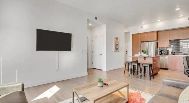C406 at The Heights by CDH, Boek Appartement Clearfield Utah