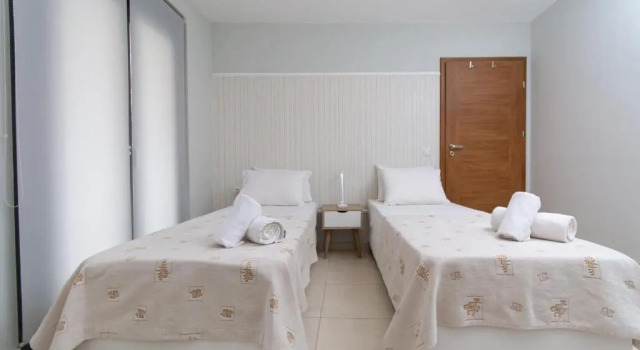 Prime 3BR-2BA Apt in Heart of Heraklion-Fiber WIFI Steps to Lions Sq-Museum, Walk to Port #2, Забронировать Отель Ираклион Центральный Крит