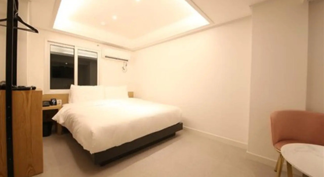 Номер Standard Busan Seomyeon Business Hotel J7