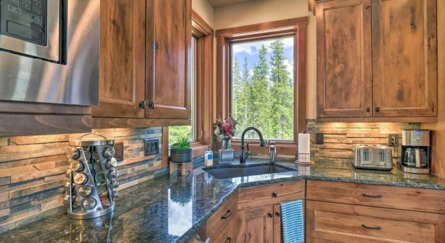 Коттедж 26-0111 Fairplay Home w/ Hot Tub & Mountain Views!