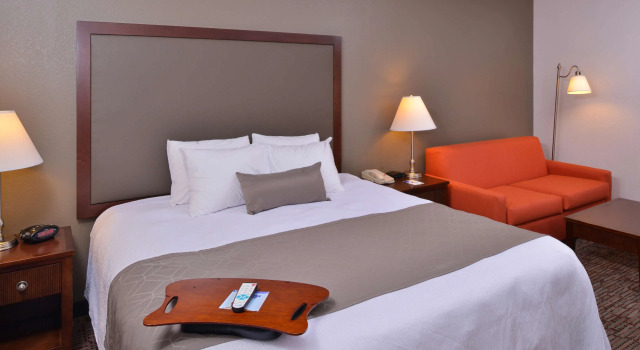 Двухместный люкс Best Western Plus Wichita West Airport Inn