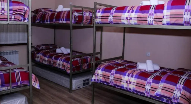 Bee Lucky Hostel and Tours, Reserva ahora Albergue Hoteles baratos en Ereván, cerca de Matenadaran