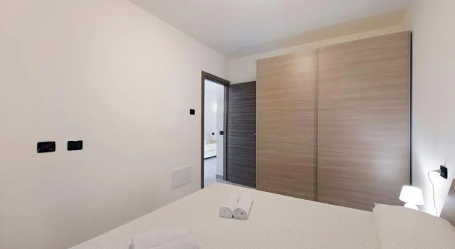 Appartamento 2, Book Apartment Hotels in Como with a Pool, Swimming Pool