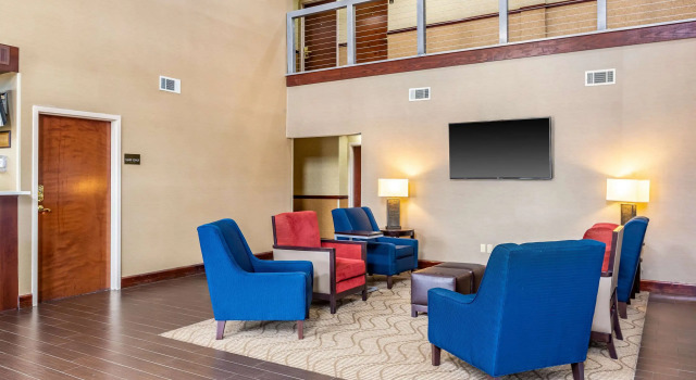 Comfort Suites Warner Robins, Varaa Hotelli Hotellit Warner Robins aamiaisella, Aamiainen