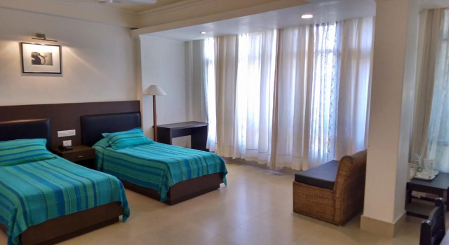 Marina's Motel, Réserver Motel Bagdogra West Bengal