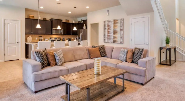 Fantastic Home With Private Pool Near Disney