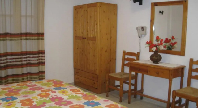 Aronis Plaka Naxos