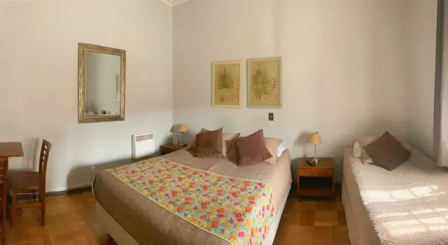 Четырёхместный номер Classic с видом на город Hotel Universitario