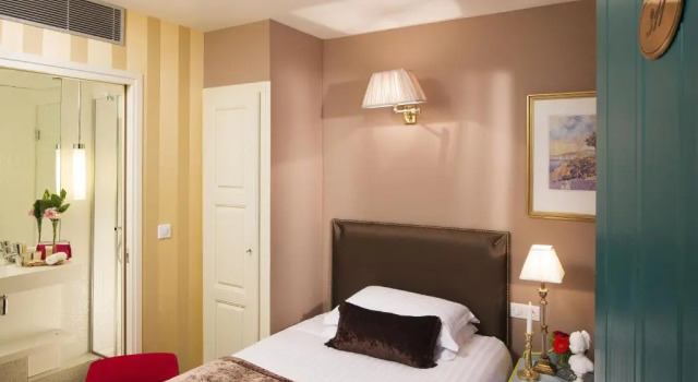 Одноместный номер Hotel Des Deux Continents