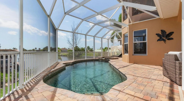 Private Luxury Villa with Heated Pool & Spa, Game Room, & Kayaks - Villa Coral Breeze - Roelens