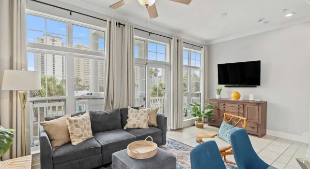 Коттедж Tidal Charm by Avantstay Walk to Beach, Community Pool, Balcony, Ocean Views