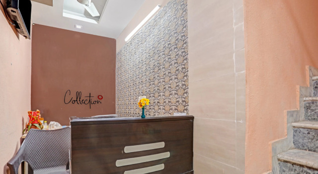 Collection O Nirvana Residency Near Lotus Temple