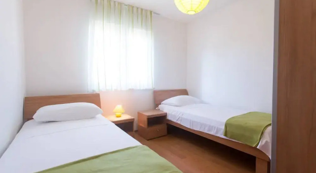 Апартаменты Standard Charming Apartments With Private Balcony and City View Seget Donji