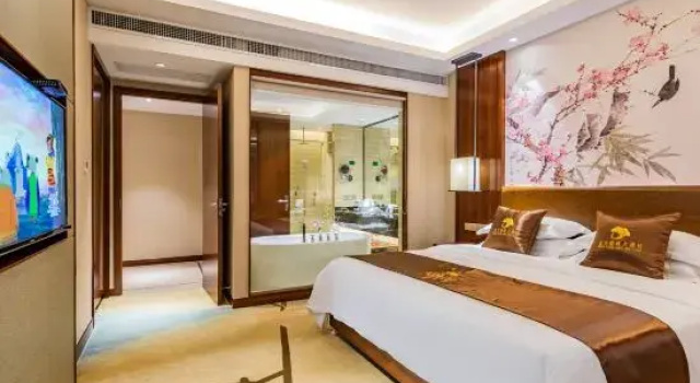 Люкс Deluxe Oriental Pearl Rezen Hotel