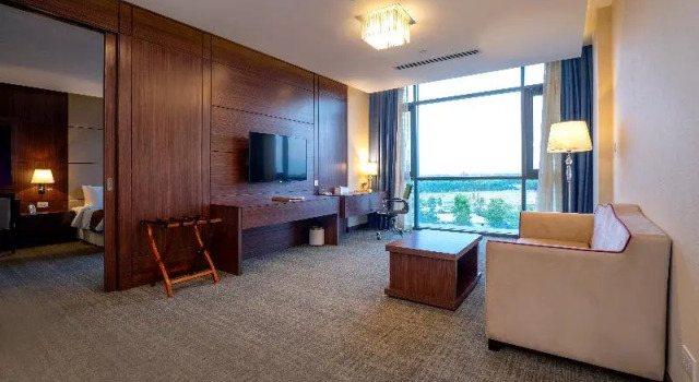 Номер Standard Becamex Hotel New City