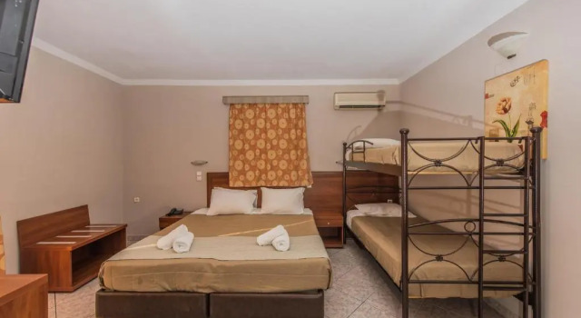 Трёхместный номер Standard Planos Beach Hotel