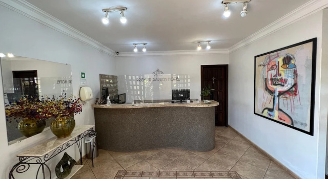 Premier Garden Hotel, Забронировать Отель Хосе Бонифацио 