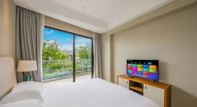 Люкс East Beach Resort Banshanwan Hotel