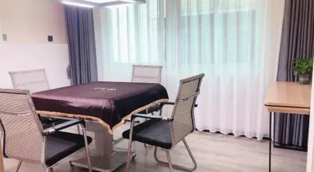 Люкс Superior Junyi Hotel (Zhanjiang Railway Station Store)