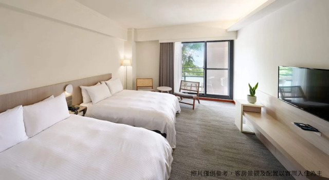 Четырёхместный номер Standard с балконом Howard Lake Resort Shihmen Dam