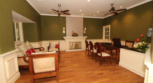 Club Mahindra Mount Serene, Munnar, Забронировать Отель Бизнес-отели штата Кералы, 4* 5*