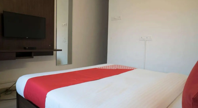 Номер Standard OYO 28092 RVC Hospitality