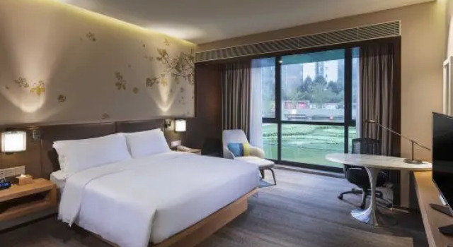 Люкс Deluxe Hilton Garden Inn Shiyan