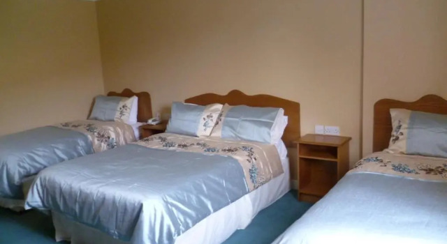 Трёхместный номер Standard Diamond Hill Country House