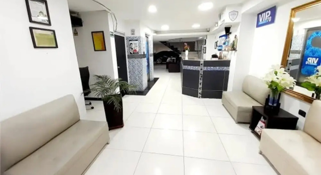 Hotel Vip 70 Medellin, Забронировать Отель Лаурелес-Эстадио Медельин, рядом с San Antonio's Square