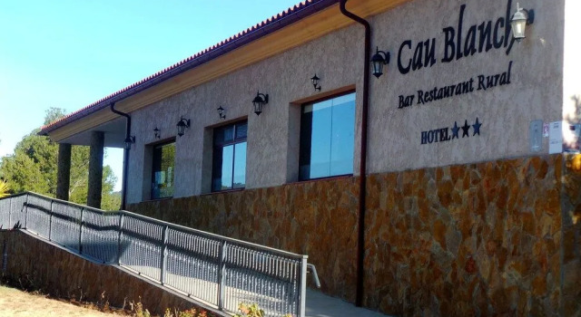 Hotel Restaurante Rural Cau Blanch
