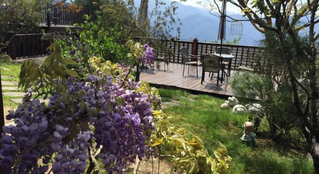 Четырёхместный номер Standard с видом на горы Starhome Cottage