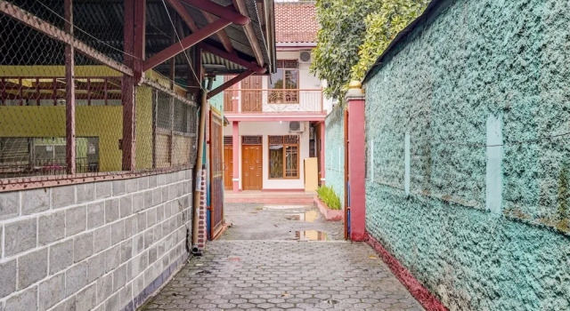 Pondok Pujasera by OYO Rooms, Buchen Sie Hotel Sindanglaya West-Java
