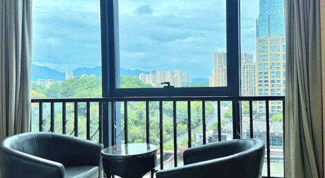 Двухместный номер Superior с видом на город SSAW Boutique Hotel Tonglu World Trade