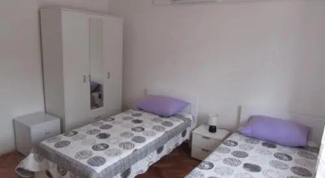 Room Bioci, Забронировать Гостевой дом Отели Шибеник с парковкой, Парковка