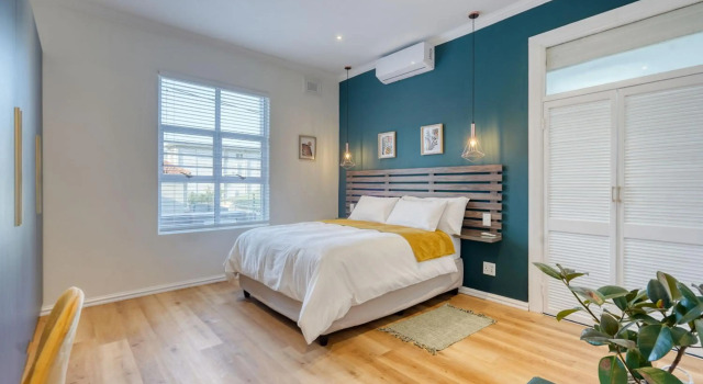 Hampton Collection - Charming 5 Sleeper Apartment with Pool, Забронировать Апартаменты/квартира Дурбан Квазулу-Наталь, рядом с Windermere Shopping Centre